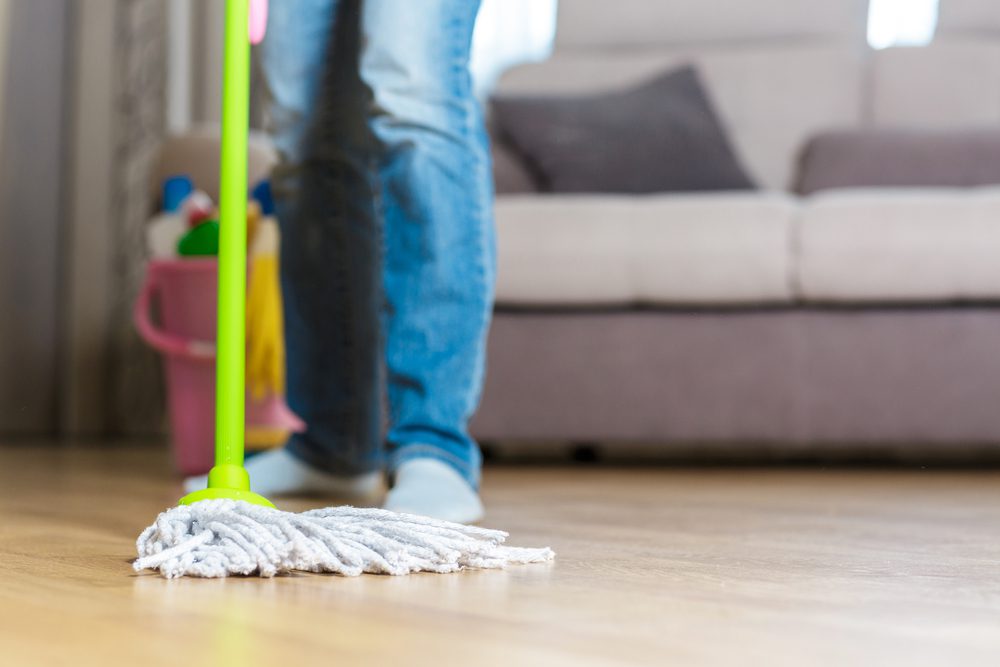 Domestic Cleaning Services – Cleaning hardwood floors